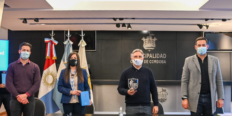 Scouts Argentina Capacitará A Los Cascos Celestes
