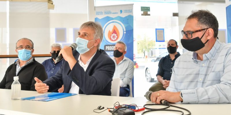 Llaryora Acompañó A Schiaretti En La Habilitación De Una Obra De Gas Natural