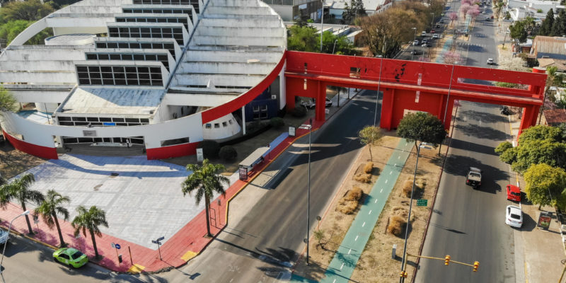 Un Gran Mural Renueva La Fachada Del CPC Monseñor Pablo Cabrera Y Su Pasarela