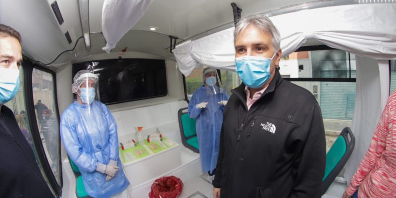 Llaryora Inauguró El Segundo Consultorio Móvil Para Testeos De Covid-19