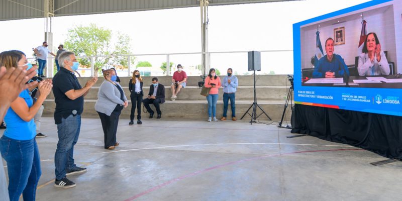 Schiaretti Y Llaryora Inauguraron Obras De Infraestructura En Barrios Villa Inés, Campo De La Ribera Y El Trébol