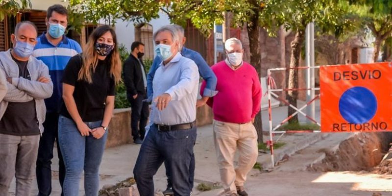 Barrio Pueyrredón: Instalan Un Nuevo Aliviador Cloacal Que Soluciona Antiguos Reclamos