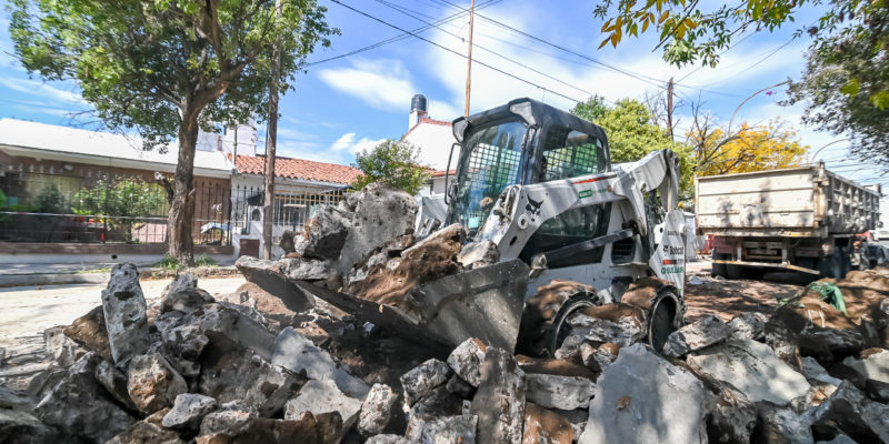 En Alto Alberdi Avanza La Repavimentación De 650 Metros De Calle Almirante Brown