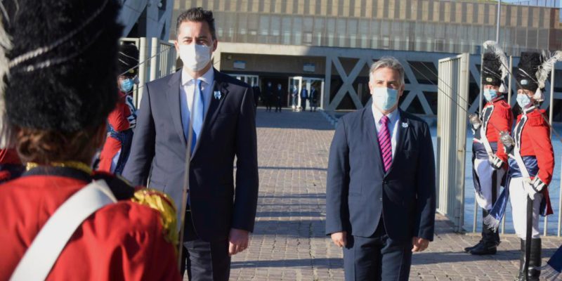 Llaryora Participó Del Acto Oficial Por El 211º Aniversario De La Revolución De Mayo