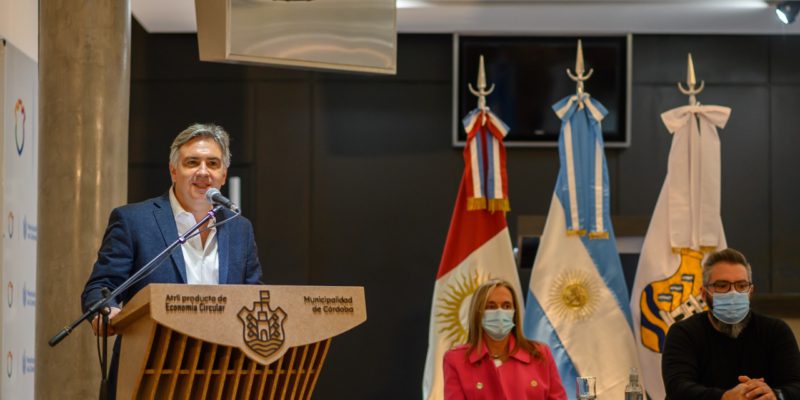 Llaryora Anunció La Entrega De Becas A 529 Comedores Y Merenderos A Través De La Tarjeta Activa