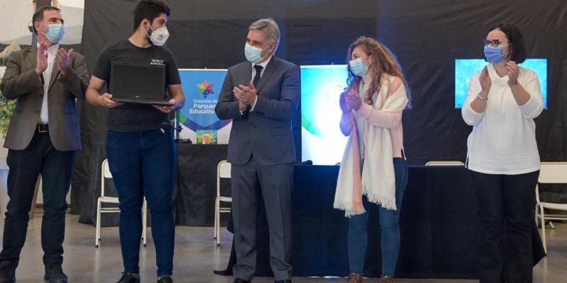 La Municipalidad Hizo Entrega De Equipamiento Tecnológico A Los Parques Educativos