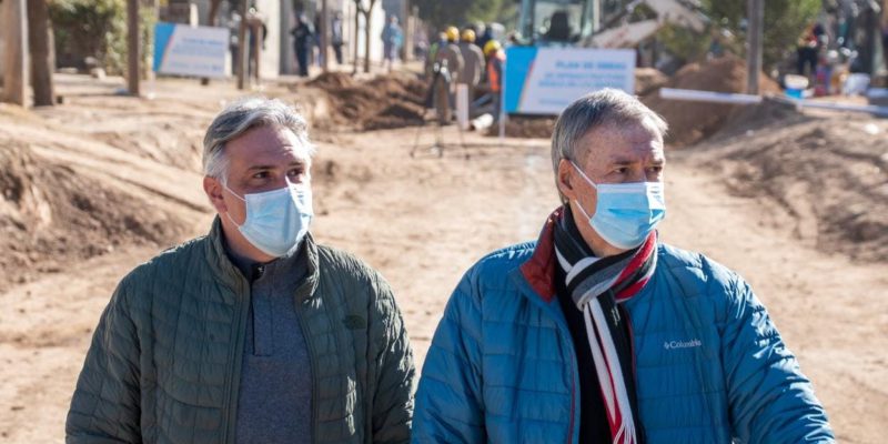 Schiaretti Y Llaryora Recorrieron Obras De Infraestructura Que Provincia Y Municipio Ejecutan En Barrio Villa Martínez