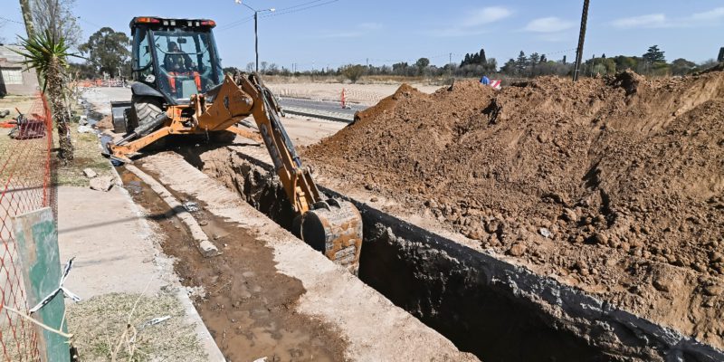 Villa Revol Anexo: Instalan Un Aliviador Cloacal Que Beneficiará A Vecinos Y Al Polo Sanitario