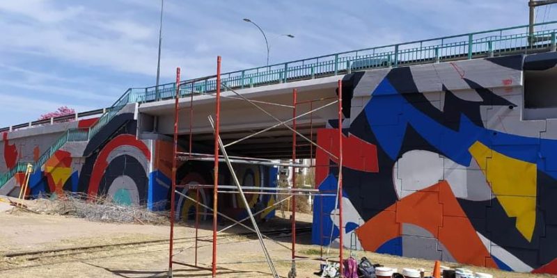 El Puente Vélez Sársfield Ilumina La Avenida Cruz Roja Con Un Impactante Mural Artístico