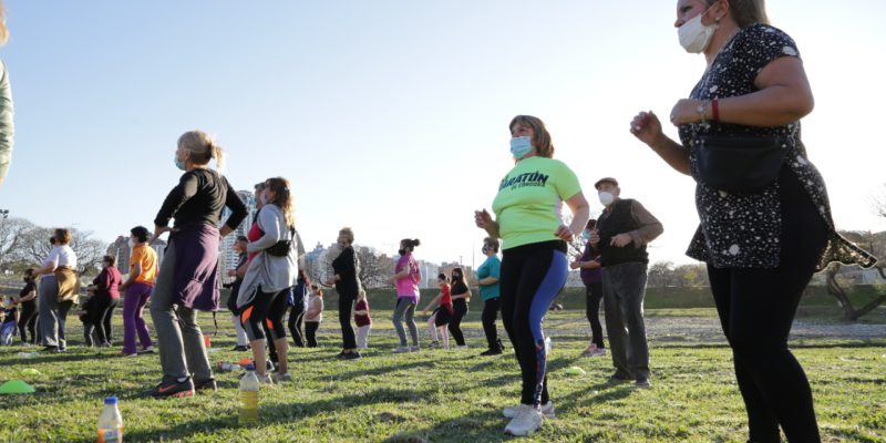 Gimnasia Familiar: Comenzaron Las Clases Gratuitas En La Costanera