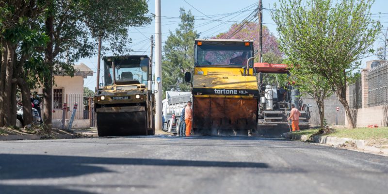 Comenzó La Pavimentación De 654 Cuadras De La Ciudad