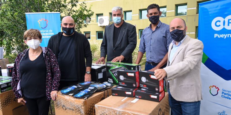 El Municipio Hizo Entrega De Equipamiento Y Herramientas Para Los CPC Y Centros Operativos