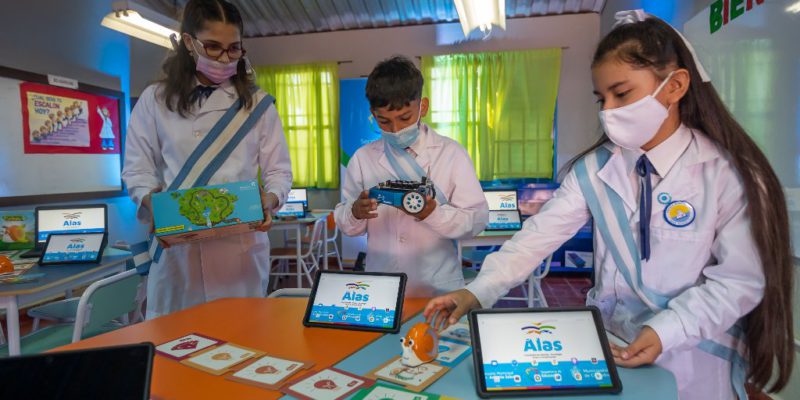 De Escuelas Sin Gas A Escuelas Con Programación, Robótica E Inglés