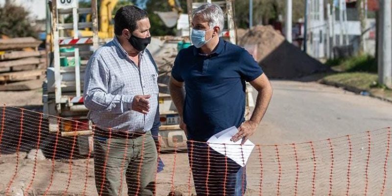 LLaryora Supervisó La Obra Del Aliviador Cloacal Que Llevará Soluciones A Barrio Tranviarios
