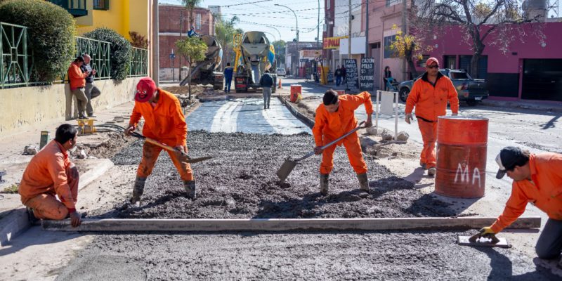 Plan De Bacheo Y Rehabilitación: Más De Un Kilómetro De Coronel Pedro Zanni Contará Con Nuevo Hormigón