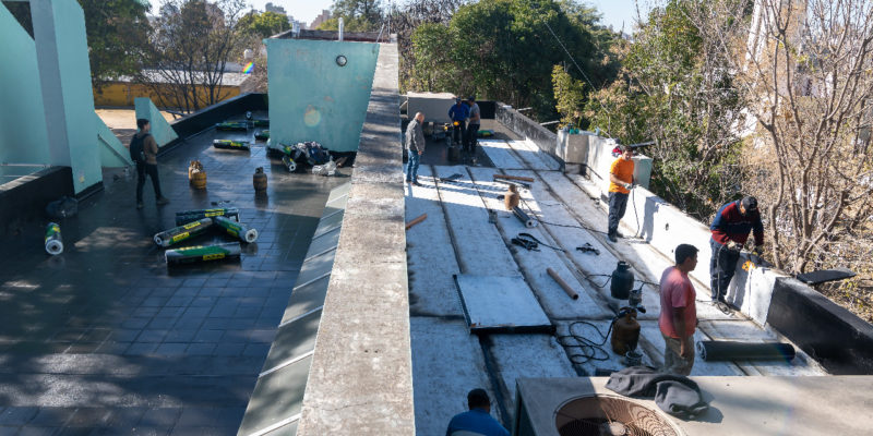 Colocan La Nueva Membrana En El Techo Del Observatorio Ambiental Municipal