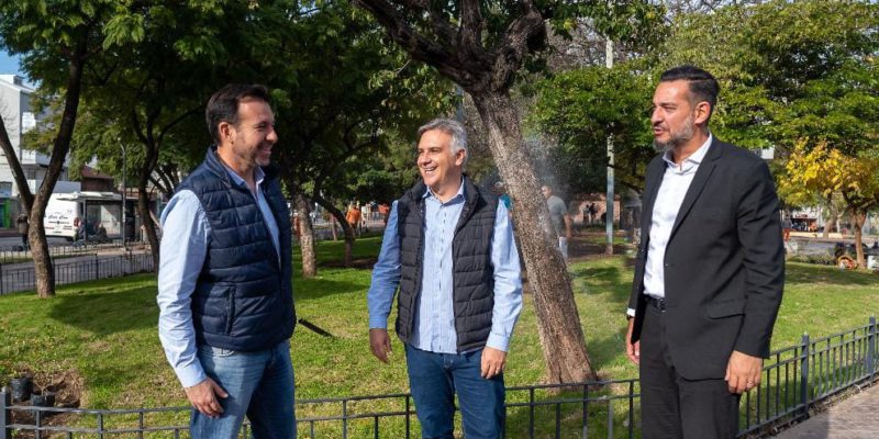 Llaryora Recorrió La Etapa Final De Obra De La Plaza Jerónimo Del Barco