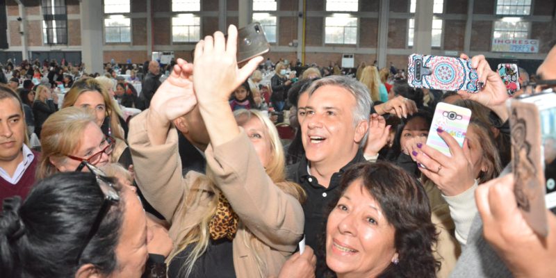 Con La Presencia Del Intendente Llaryora, Se Celebró El Día Del Vecino
