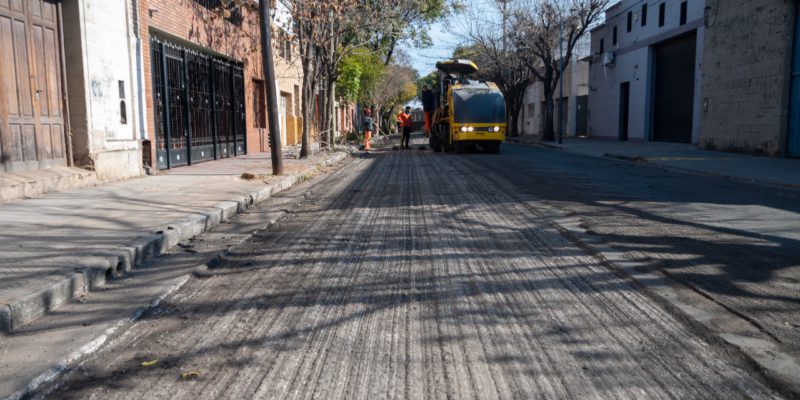 Avanza A Buen Ritmo La Rehabilitación De Más De Tres Kilómetros De Calles En Barrio Pueyrredón