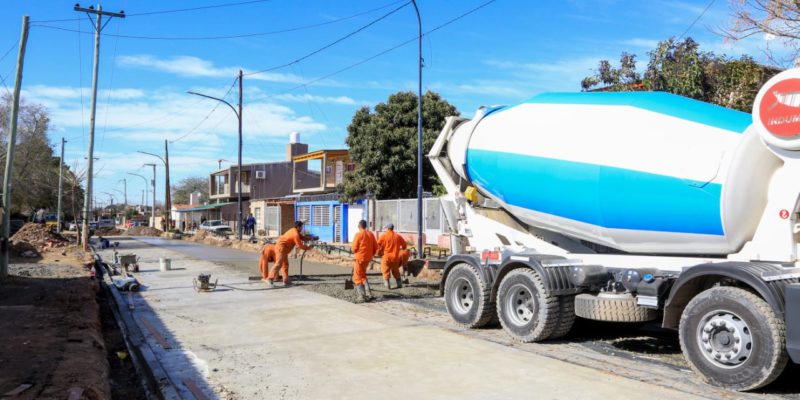 Pavimentan Con Hormigón Las Calles De San Roque Anexo