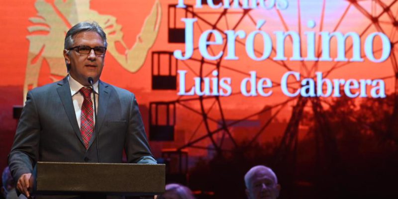 Llaryora Entregó Los Premios Jerónimo A 30 Años De La Primera Gala