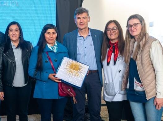 Jóvenes Y Adultos Podrán Terminar Sus Estudios En Un Nuevo Centro De Oportunidades Para El Aprendizaje