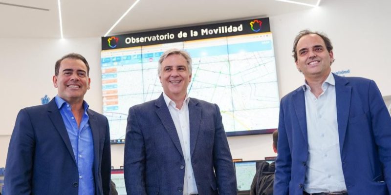 Llaryora Acompañó A Llamosas Al Observatorio De Movilidad Urbana