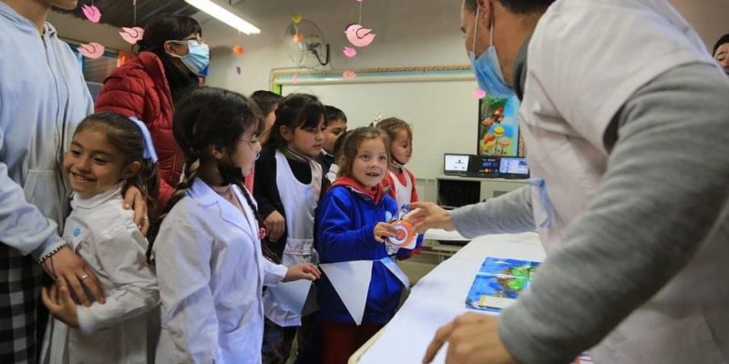 Córdoba: Ya son 56 las instituciones educativas municipales que enseñan robótica, programación e inglés