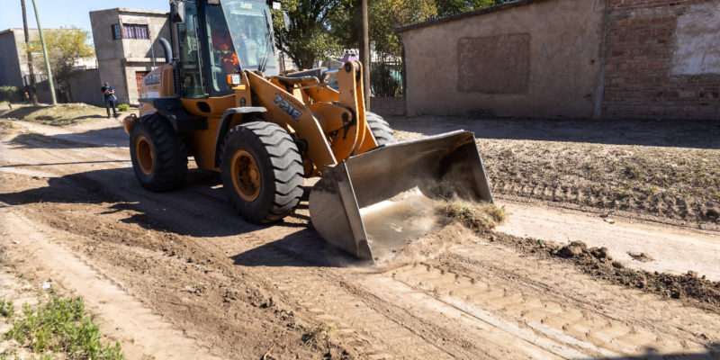 A Sólo Tres Semanas De Su Anuncio, Comenzó La Ejecución De Los Primeros Trabajos De Pavimentación En Barrio Autódromo
