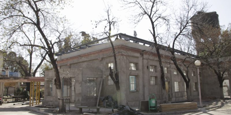 Hogar Padre La Mónaca: Se Construye Una Nueva Cubierta Metálica Sobre Unos 300 Metros Cuadrados