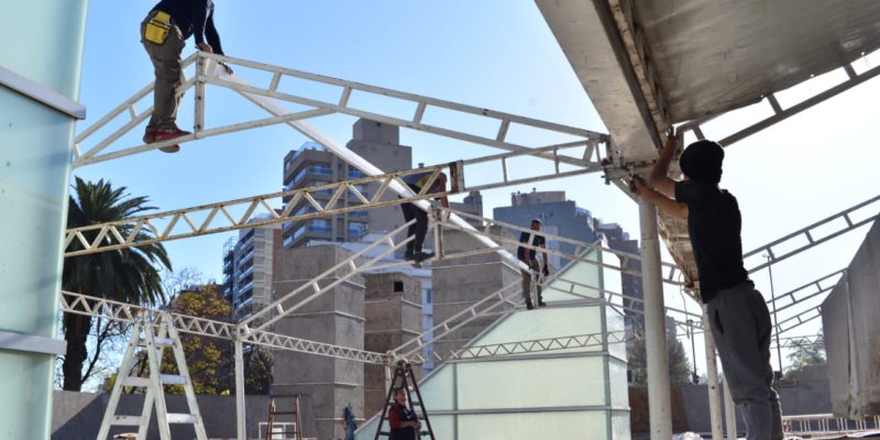 Retiran La Carpa De Plaza España Utilizada Reparar El Techo Que Filtraba Agua