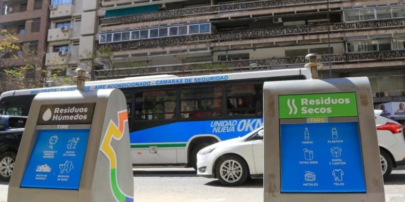 Instalan Dos Contenedores Soterrados En Bv. Chacabuco Entre San Jerónimo Y Entre Ríos