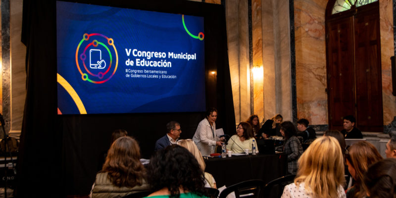 Con Más De 10 Mil Participantes, Cierra La Primera Jornada Del V Congreso Municipal De Educación